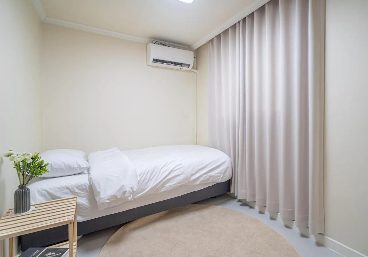 וילה סיאול Osondoson Stay-5Min To Hapjeong Station, Family Favorites, 3Bed Room, Large Living Room קוריאה הדרומית